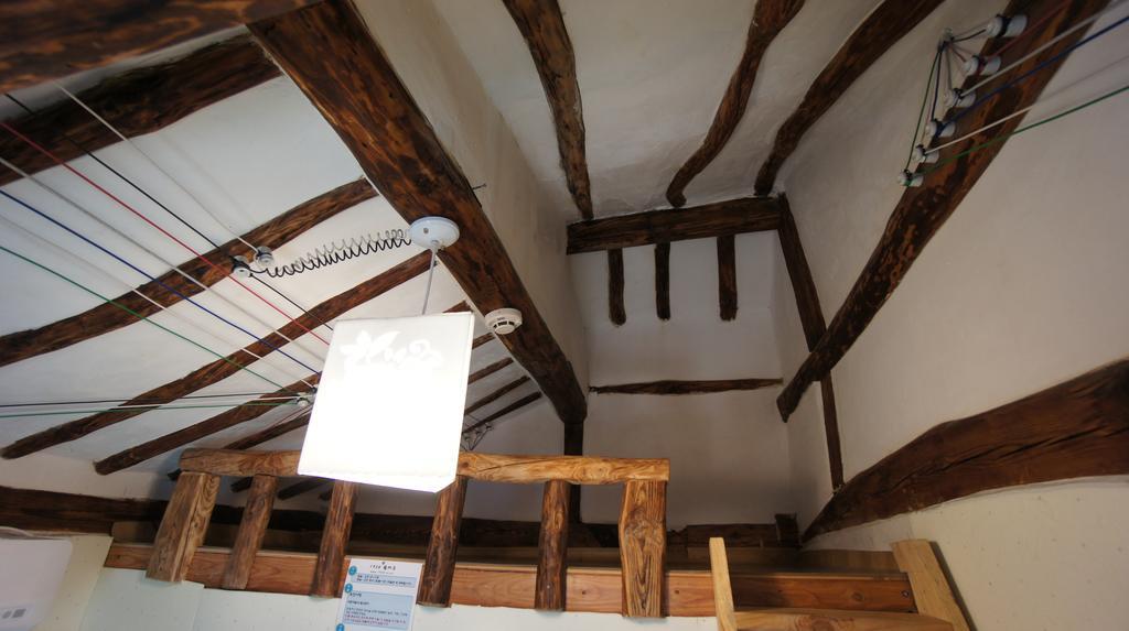 1928 Suimmaru Hanok Guesthouse Чонджу Номер фото
